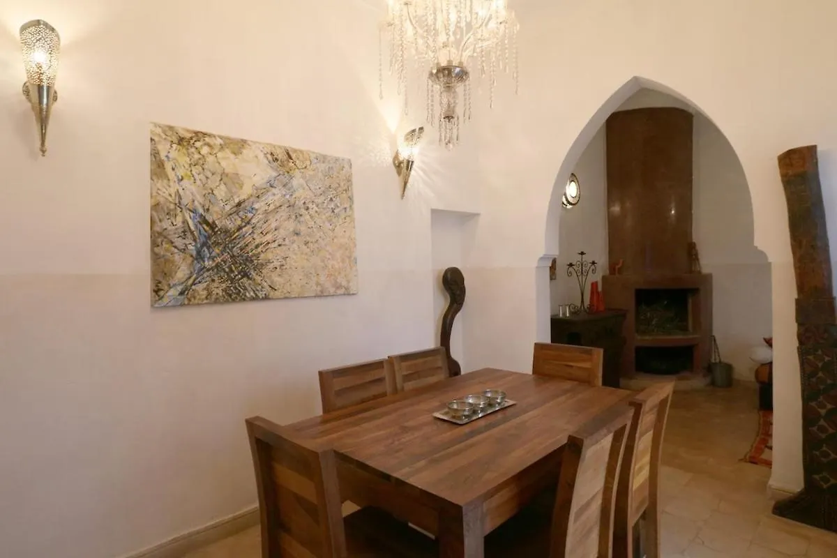 Villa Riad Xcix, Basin, 3 Bedrooms In Medina Excluded Marakeş