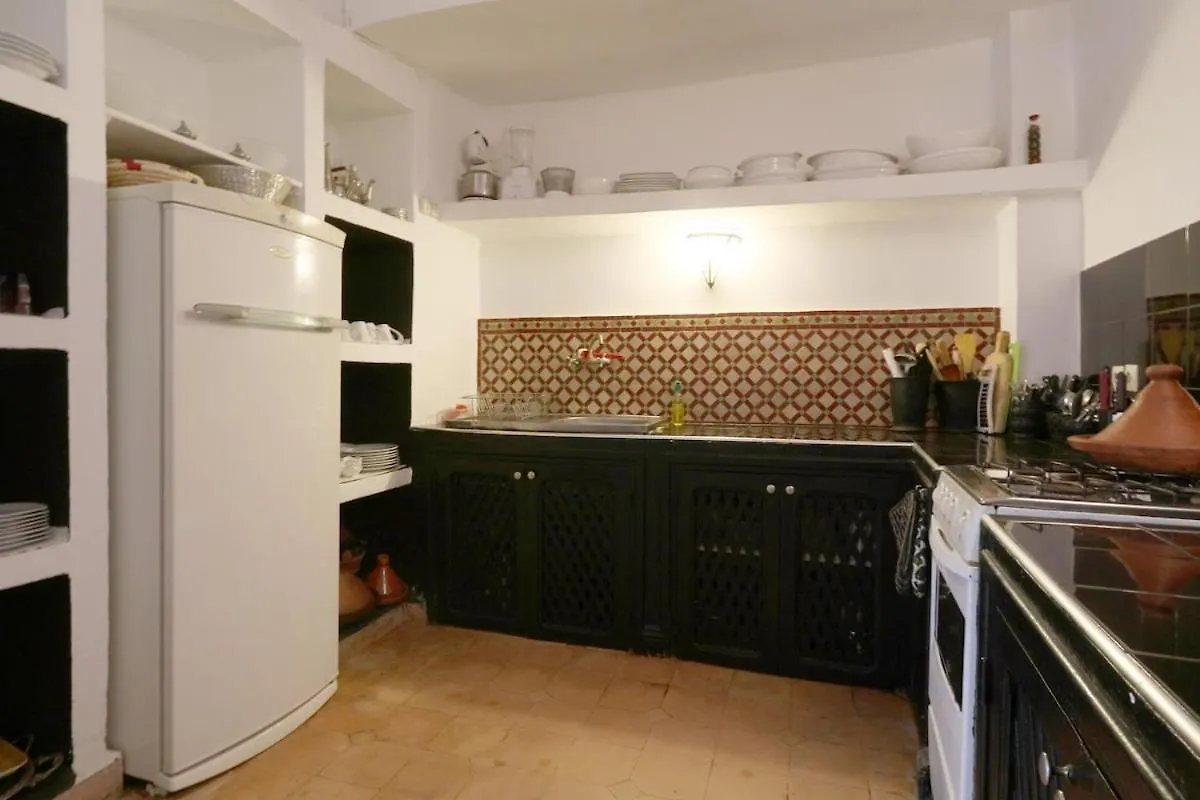 Riad Xcix, Basin, 3 Bedrooms In Medina Excluded Marakeş Villa